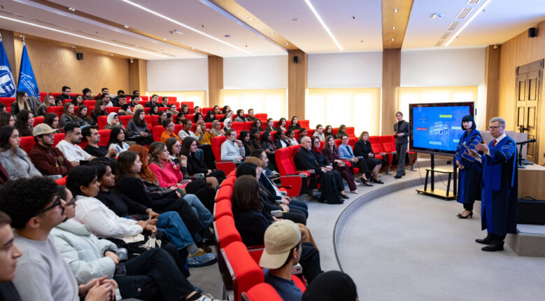 ჰელმუტ ფრისს