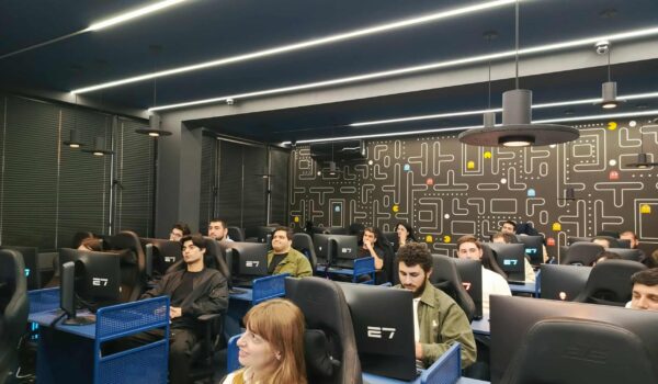 b9df0ada-0d86-4522-a229-95a22e51fed2